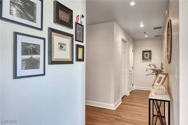 $3,400 | 150 South Las Vegas Boulevard, Unit 1803, Las Vegas, NV 89101