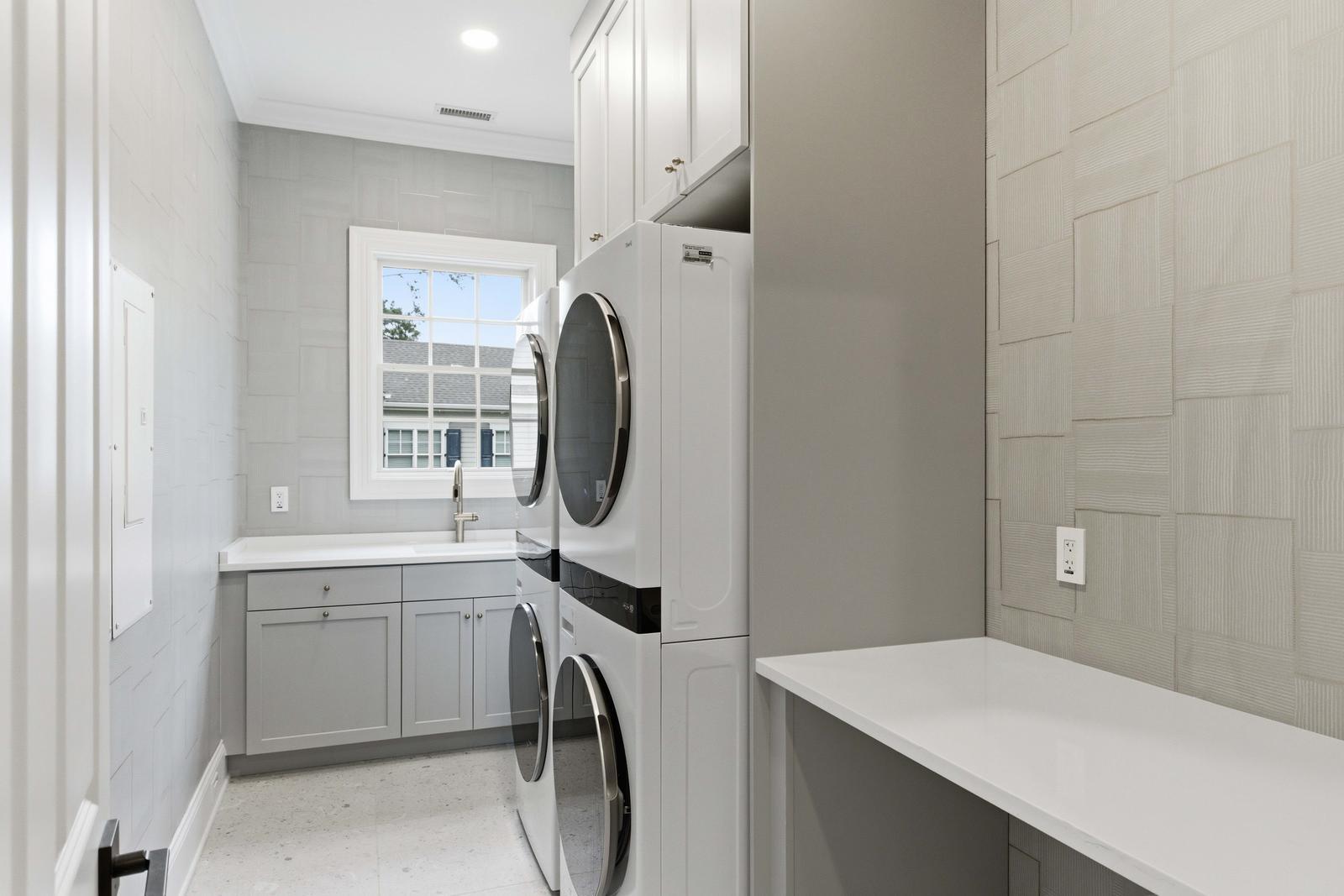 217 King George Street Charleston, SC 29492 - Photo 35 of 80 37