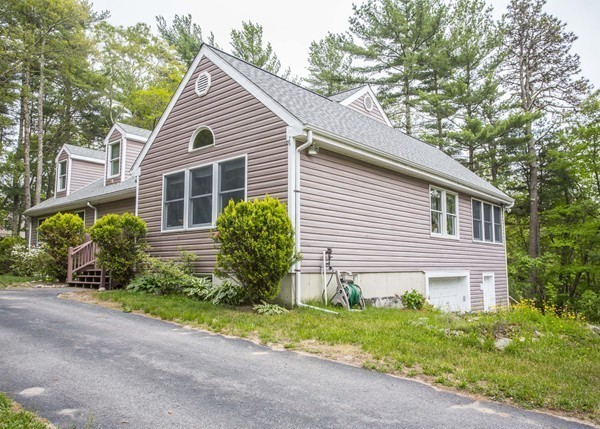 38 Fearing Hill Road Wareham, MA 02571 - Photo 3 of 30 Gallery Image 3