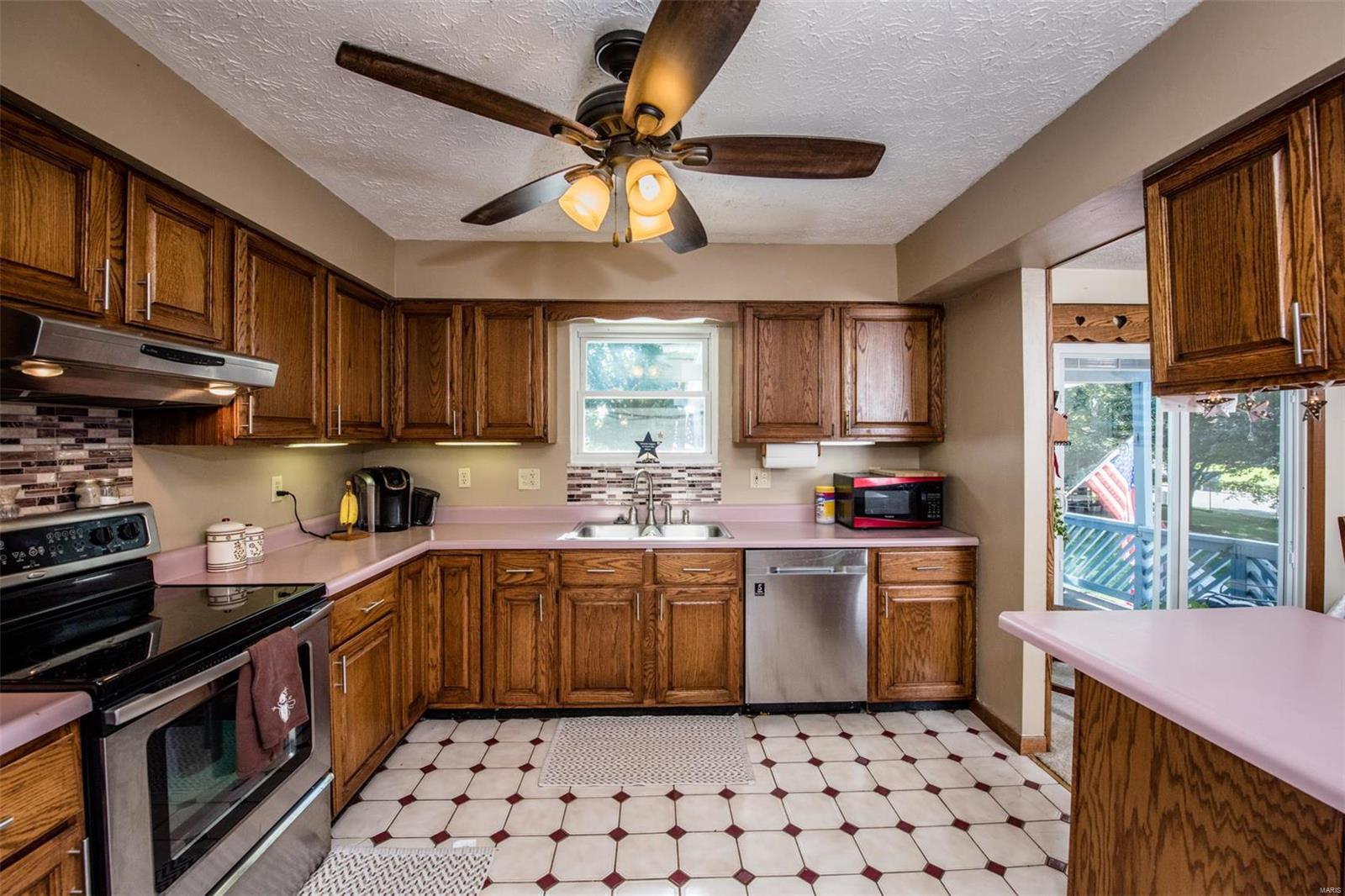 110 Olde Farm Road Troy, IL 62294 - Photo 5 of 81 Gallery Image 5