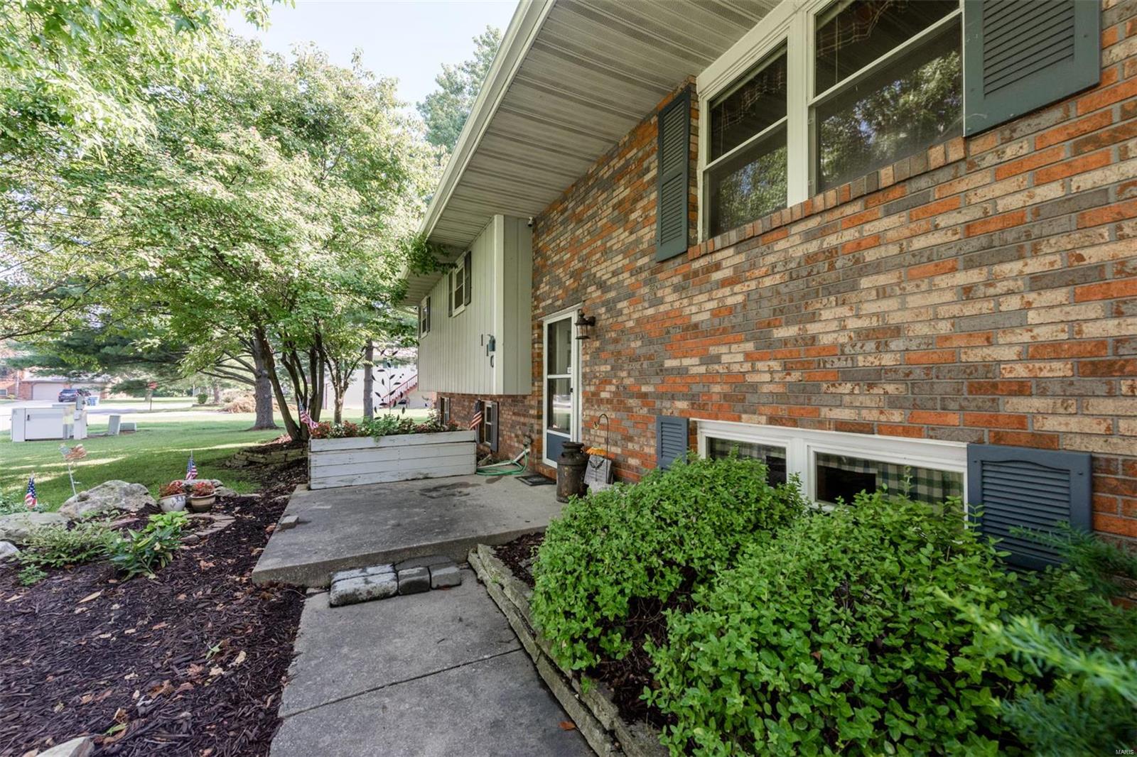 110 Olde Farm Road Troy, IL 62294 - Photo 57 of 81 Gallery Image 57