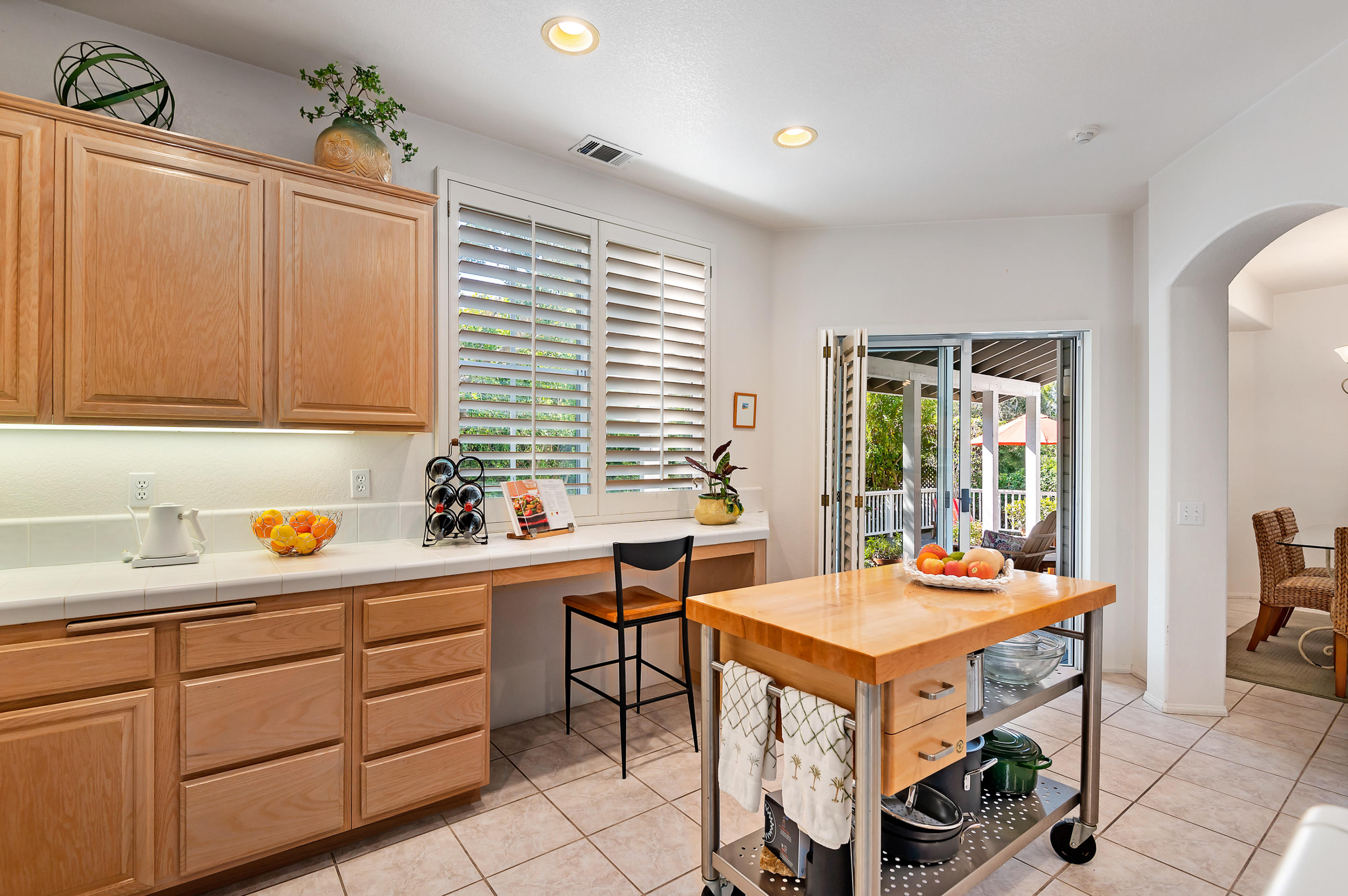 3723 Hitchcock Ranch Road Santa Barbara, CA 93105 - Photo 13 of 25 Kitchen