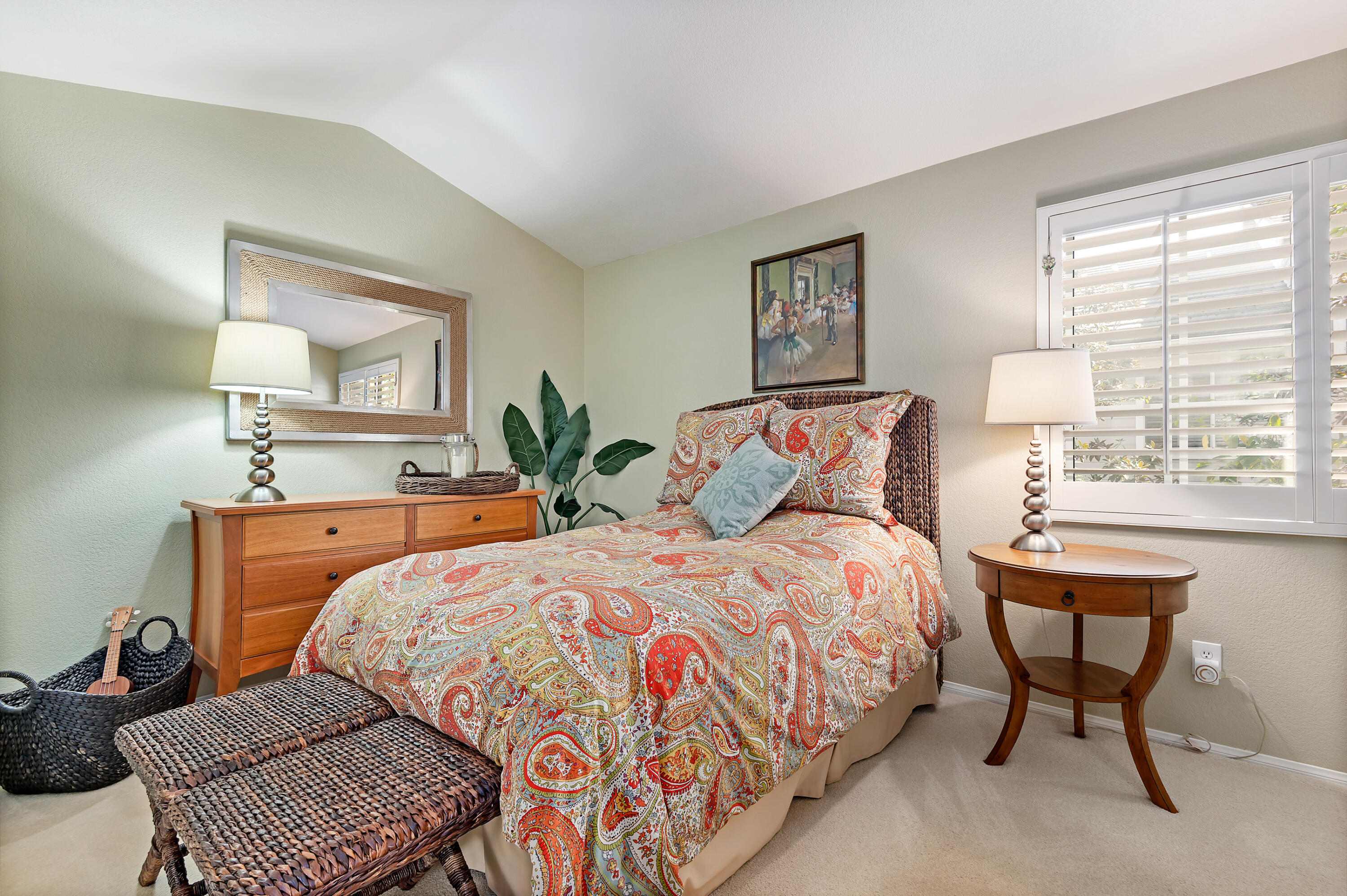 3723 Hitchcock Ranch Road Santa Barbara, CA 93105 - Photo 16 of 25 Guest Bedroom Entry Level