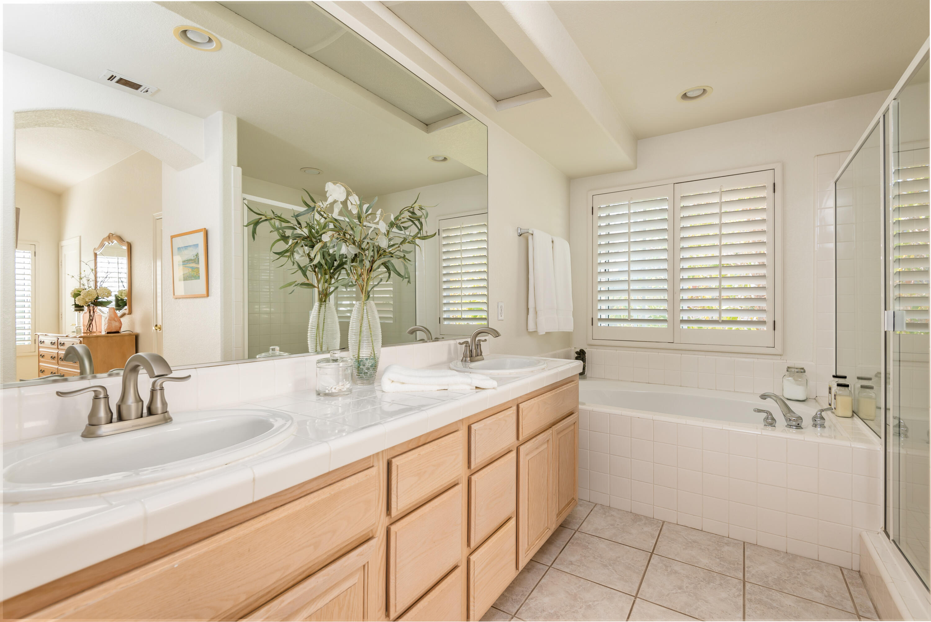 3723 Hitchcock Ranch Road Santa Barbara, CA 93105 - Photo 21 of 25 Primary Bathroom