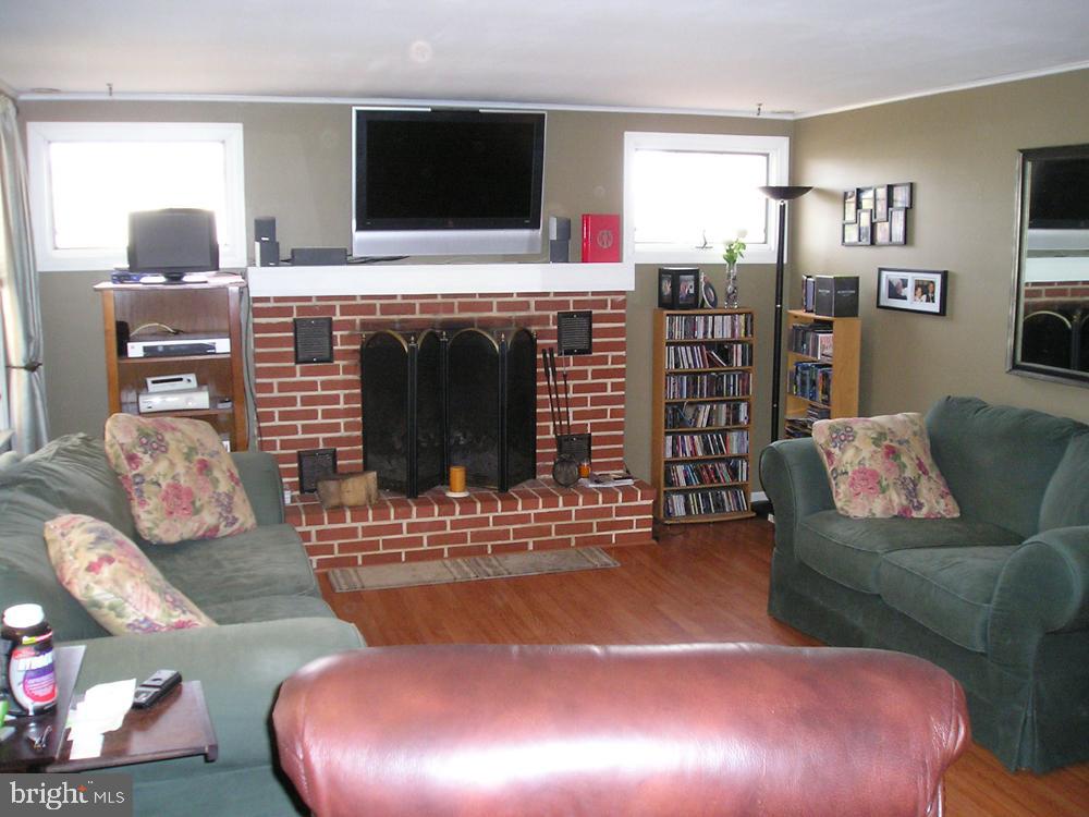 124 Fox Road Palmyra, PA 17078 - Photo 2 of 6 Gallery Image 2