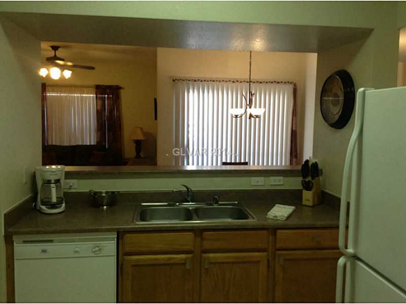 9620 West Russell Road, Unit 1015 Las Vegas, NV 89148 - Photo 3 of 22 Kitchen. COME SEE THIS GREAT SET UP!