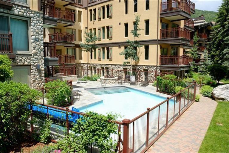 120 Willow Bridge Road, Unit 4H Vail, CO 81657 - Photo 1 of 17 Village Center outdoor pool, hot-tub and