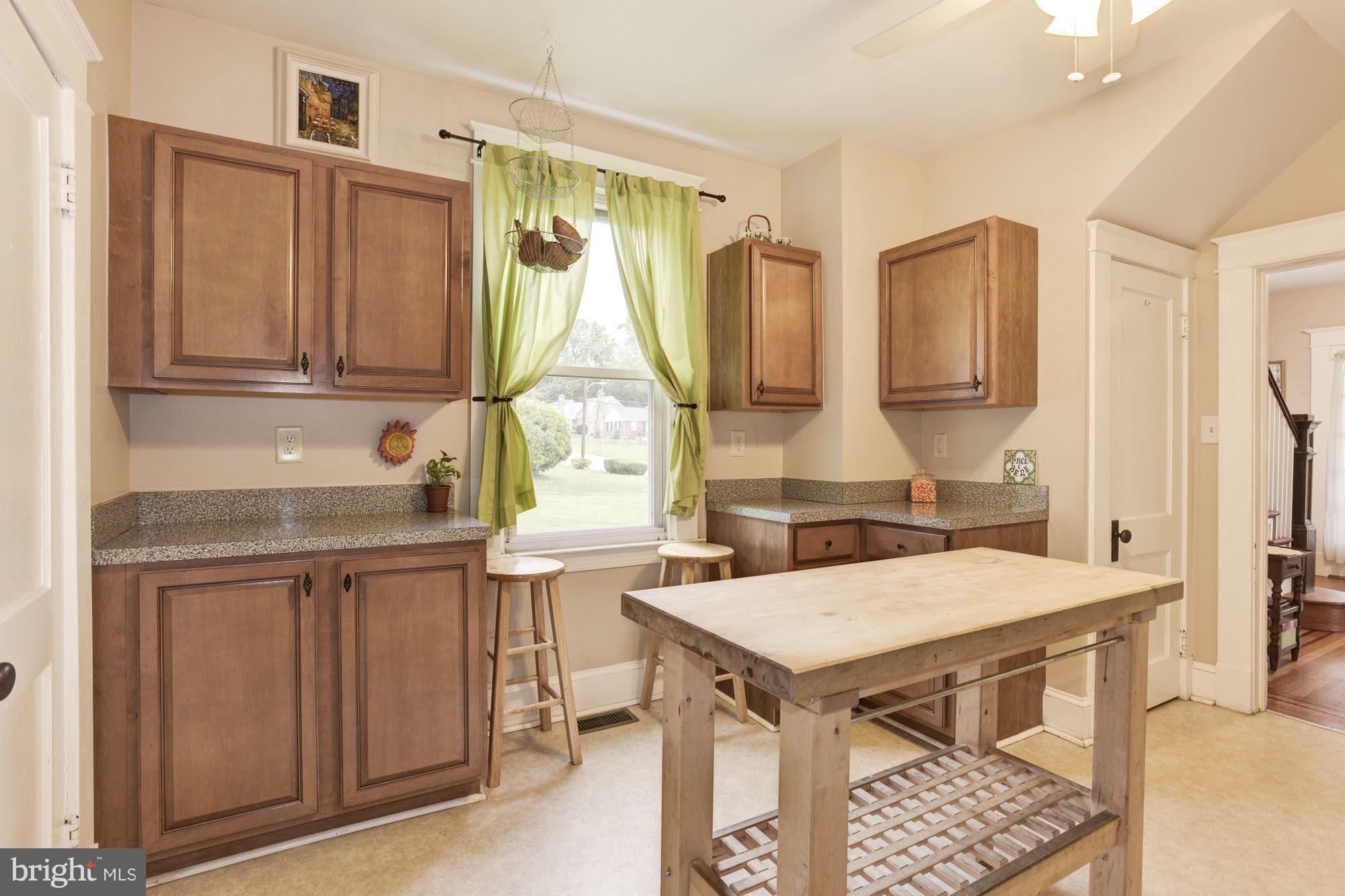 3606 Hilmar Road Baltimore, MD 21244 - Photo 12 of 25 Kitchen