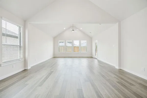 $402,490 | 919 Sleepy Lndg Drive, Lavon, TX 75166