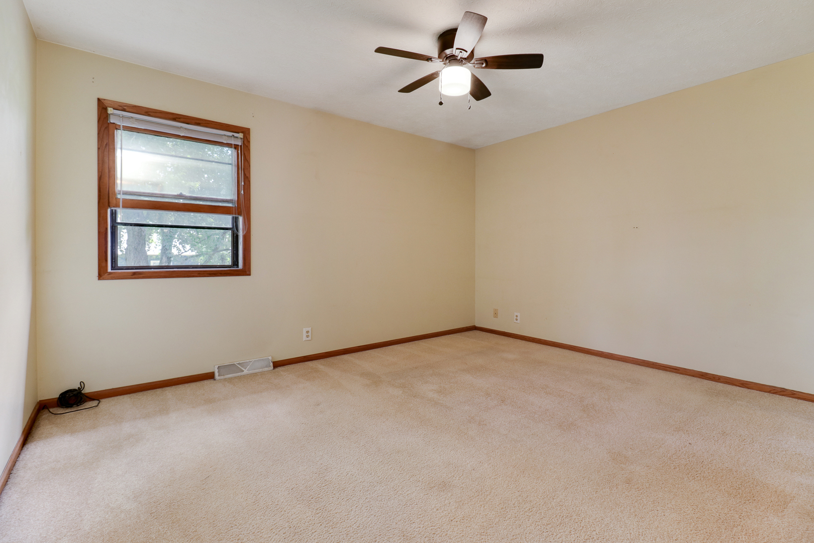 1209 George Drive Normal, IL 61761 - Photo 14 of 36 Gallery Image 14