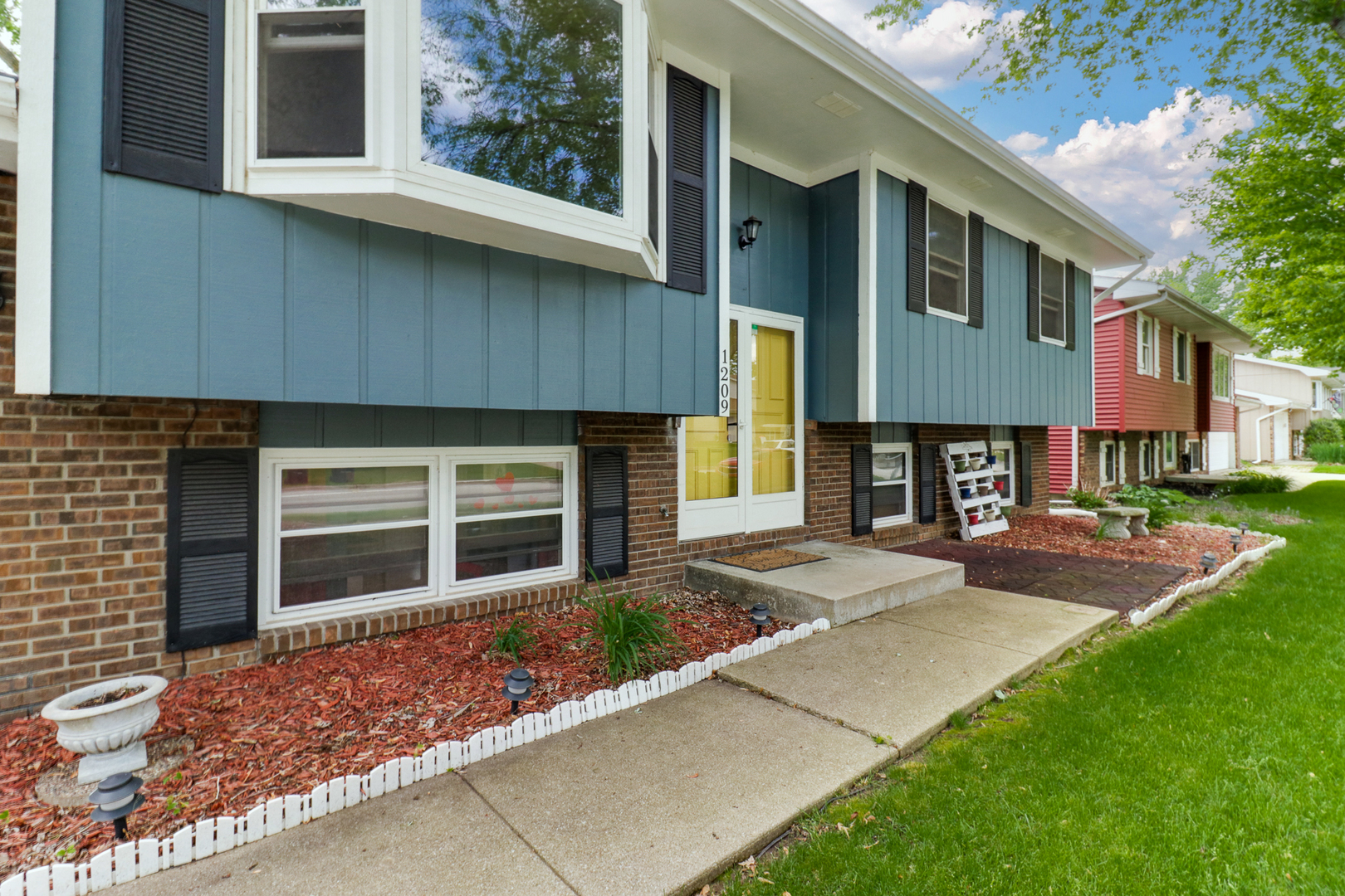 1209 George Drive Normal, IL 61761 - Photo 3 of 36 Gallery Image 3