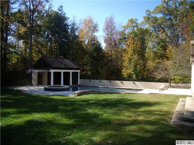 8381 Providence Road Charlotte, NC 28270 - Photo 4 of 16 Gallery Image 4