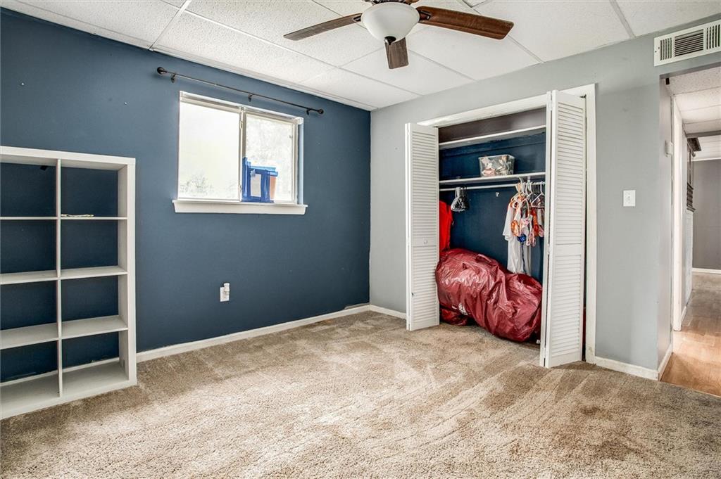 9251 Liggett Road Kansas City, KS 66109 - Photo 23 of 37