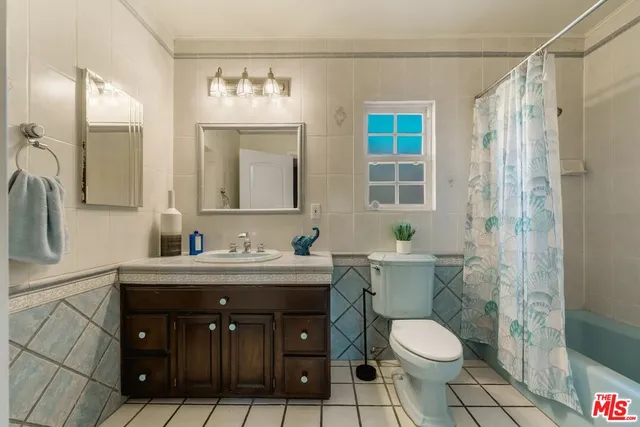 $3,400,000 | 828 South Sunset Canyon Drive, Burbank, CA 91501