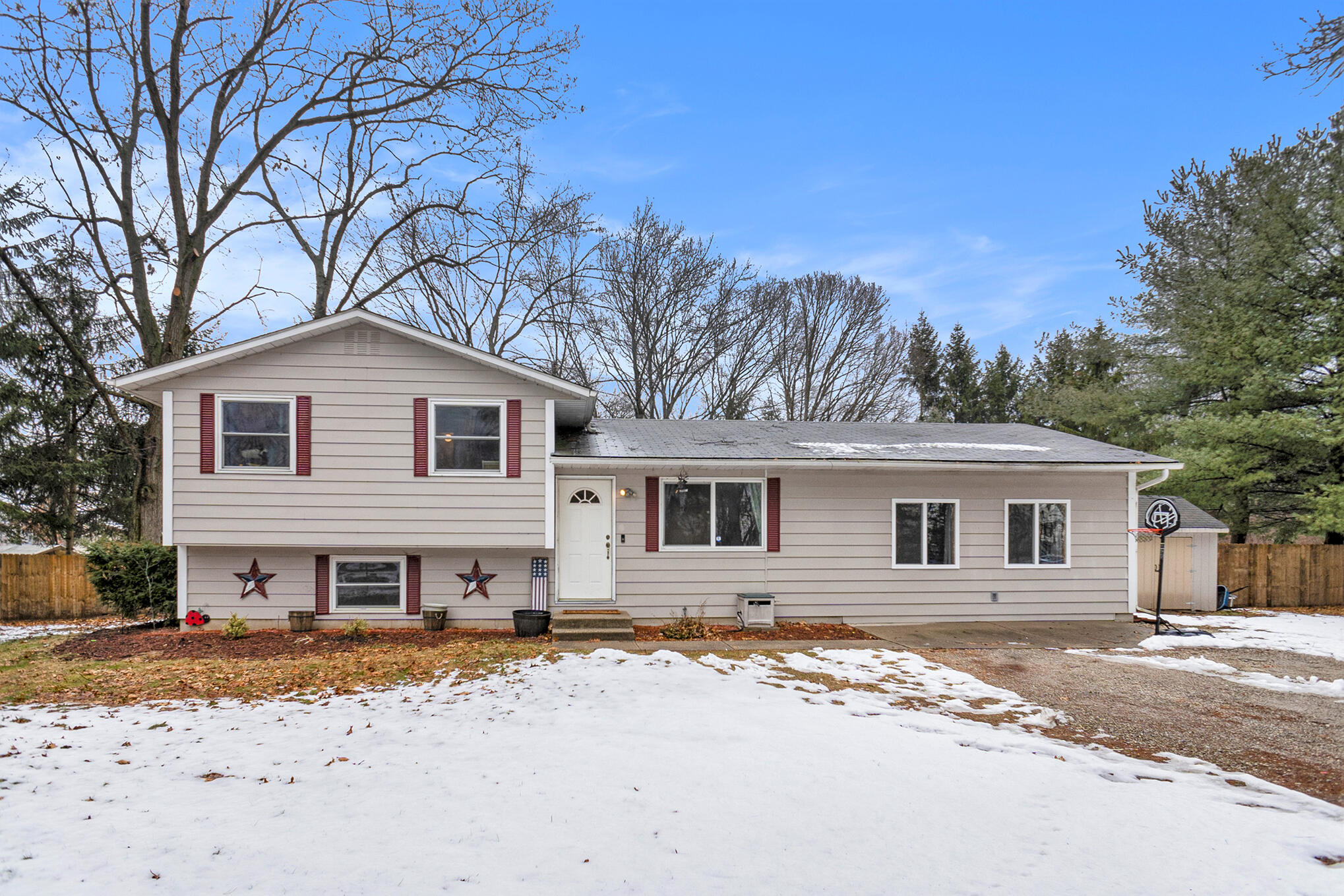 14070 Riverside Drive Constantine, MI 49042 - Photo 2 of 25 DSC05001