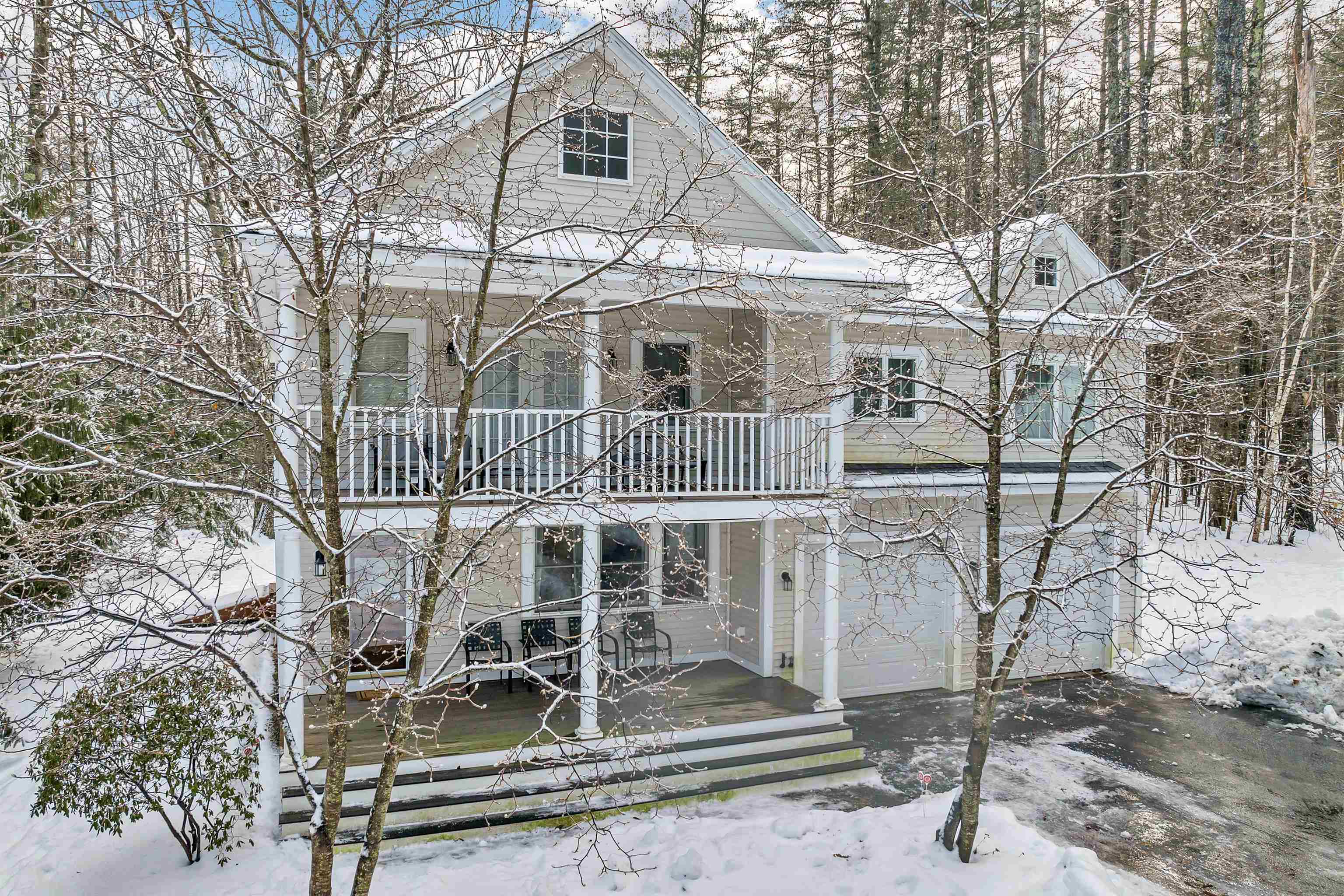 100 Clark Road Wolfeboro, NH 03894 - Photo 2 of 32 Gallery Image 2