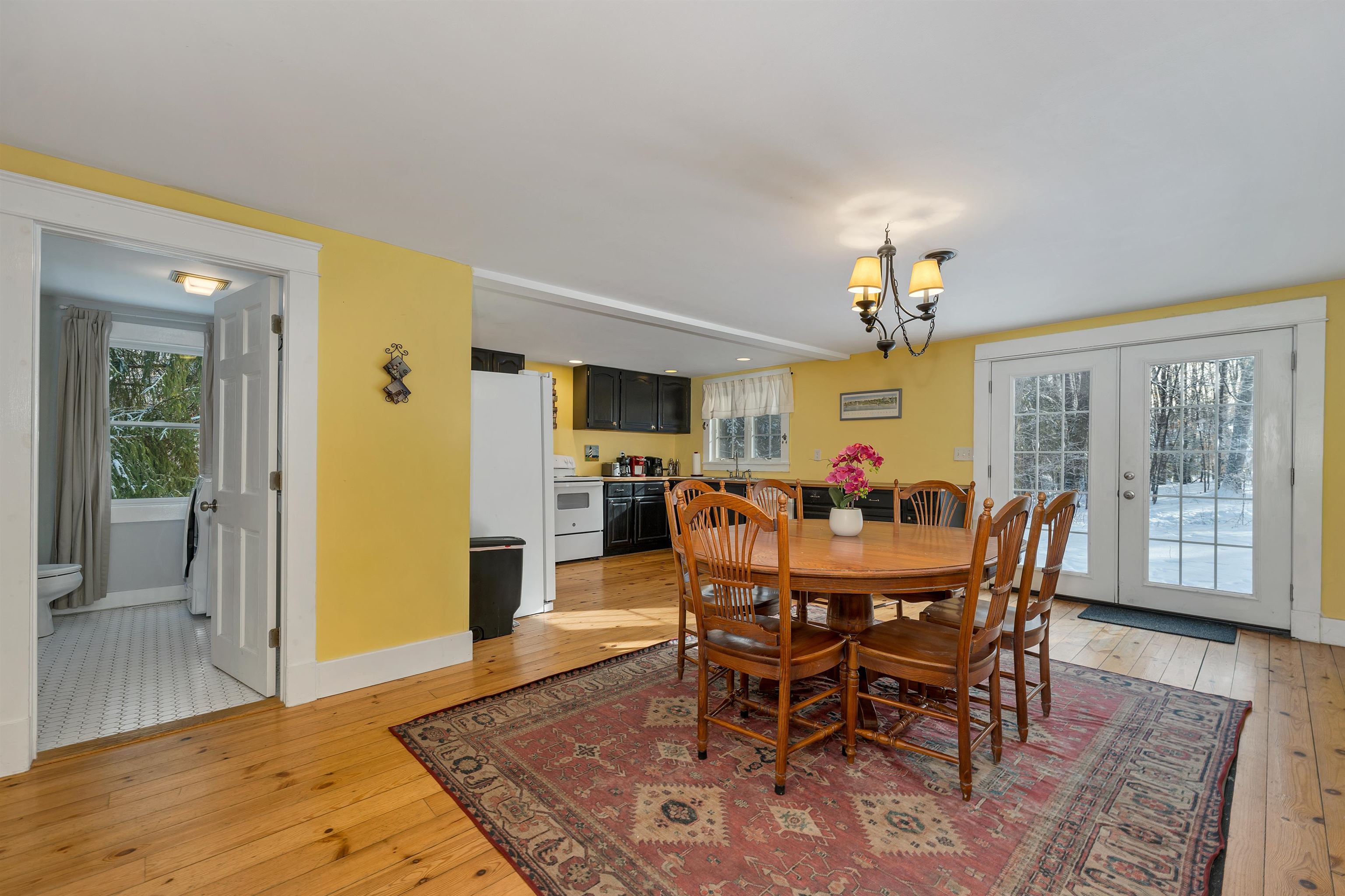 100 Clark Road Wolfeboro, NH 03894 - Photo 5 of 32 Gallery Image 5