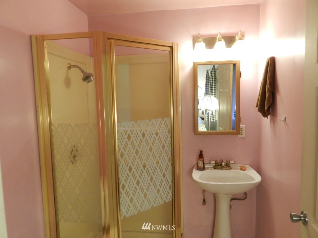 19209 29th Avenue Southeast Bothell, WA 98012 - Photo 11 of 17 Gallery Image 11