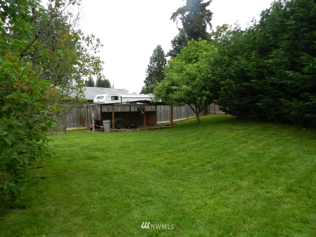 19209 29th Avenue Southeast Bothell, WA 98012 - Photo 13 of 17 Gallery Image 13