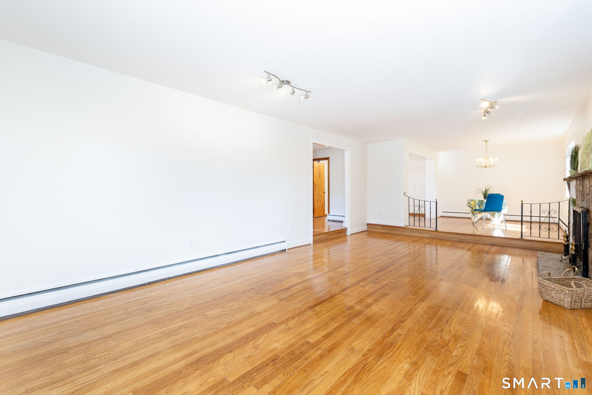 2 Barn Hill Road Bloomfield, CT 06002 - Photo 5 of 40 View from LR into Dining Room, notice the gleaming HWF floors.