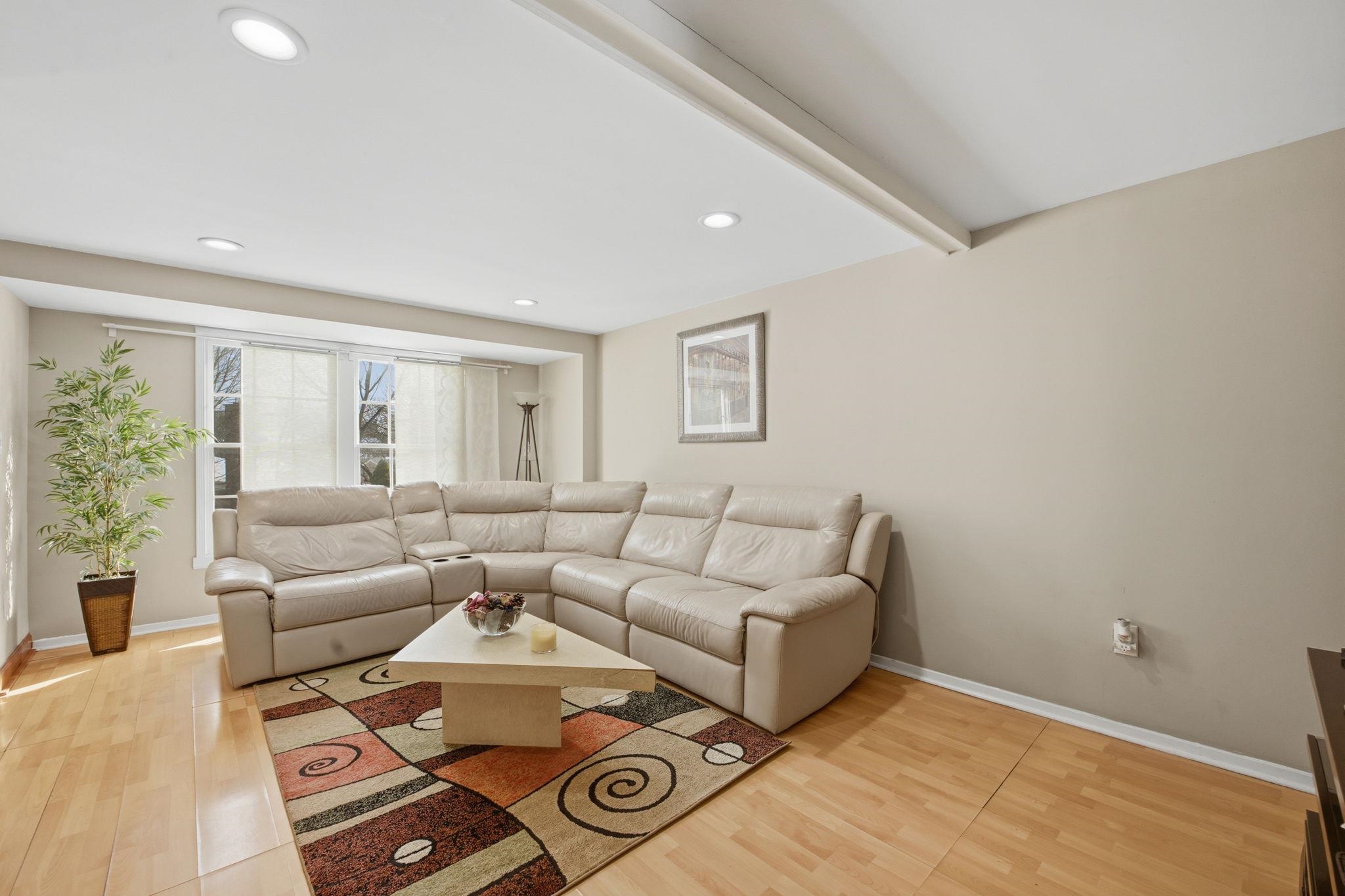 39-41 Woodland Road Bloomfield, NJ 07003 - Photo 2 of 30