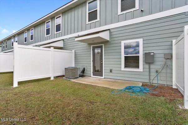 $1,875 | 12314 Sinclair Drive, Gulfport, MS 39503