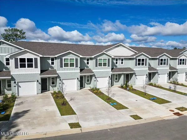 $1,875 | 12314 Sinclair Drive, Gulfport, MS 39503