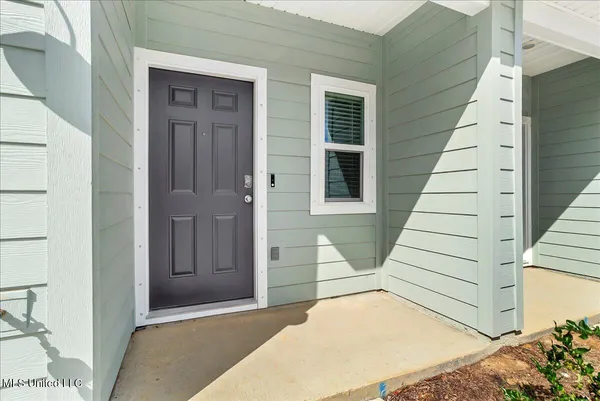 $1,875 | 12314 Sinclair Drive, Gulfport, MS 39503