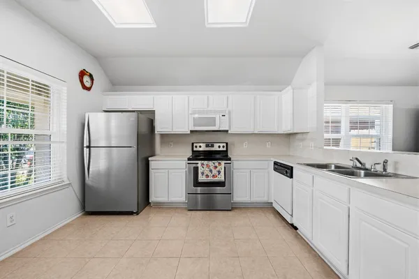 $275,000 | 7118 Meadow Hawk Court, Houston, TX 77041