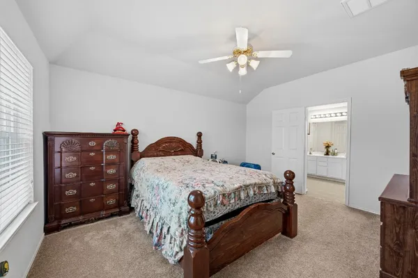 $275,000 | 7118 Meadow Hawk Court, Houston, TX 77041