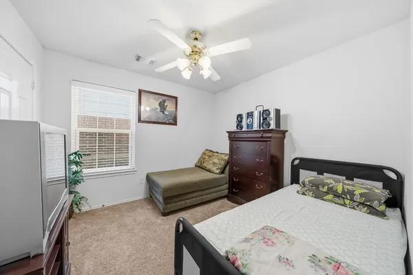 $275,000 | 7118 Meadow Hawk Court, Houston, TX 77041