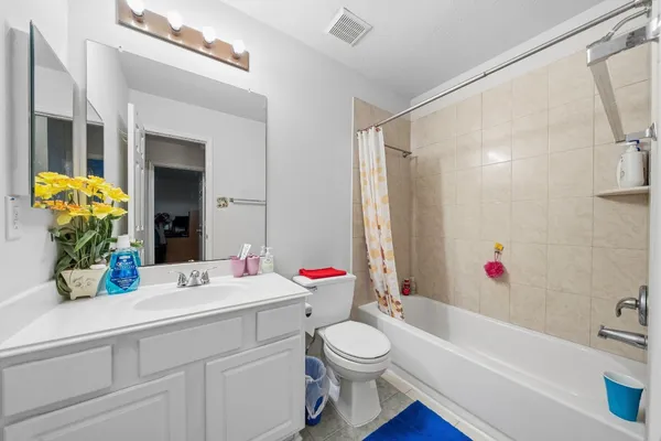 $275,000 | 7118 Meadow Hawk Court, Houston, TX 77041