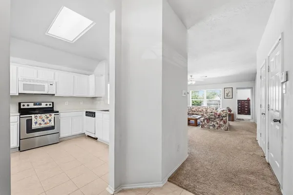$275,000 | 7118 Meadow Hawk Court, Houston, TX 77041