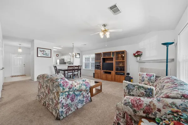 $275,000 | 7118 Meadow Hawk Court, Houston, TX 77041
