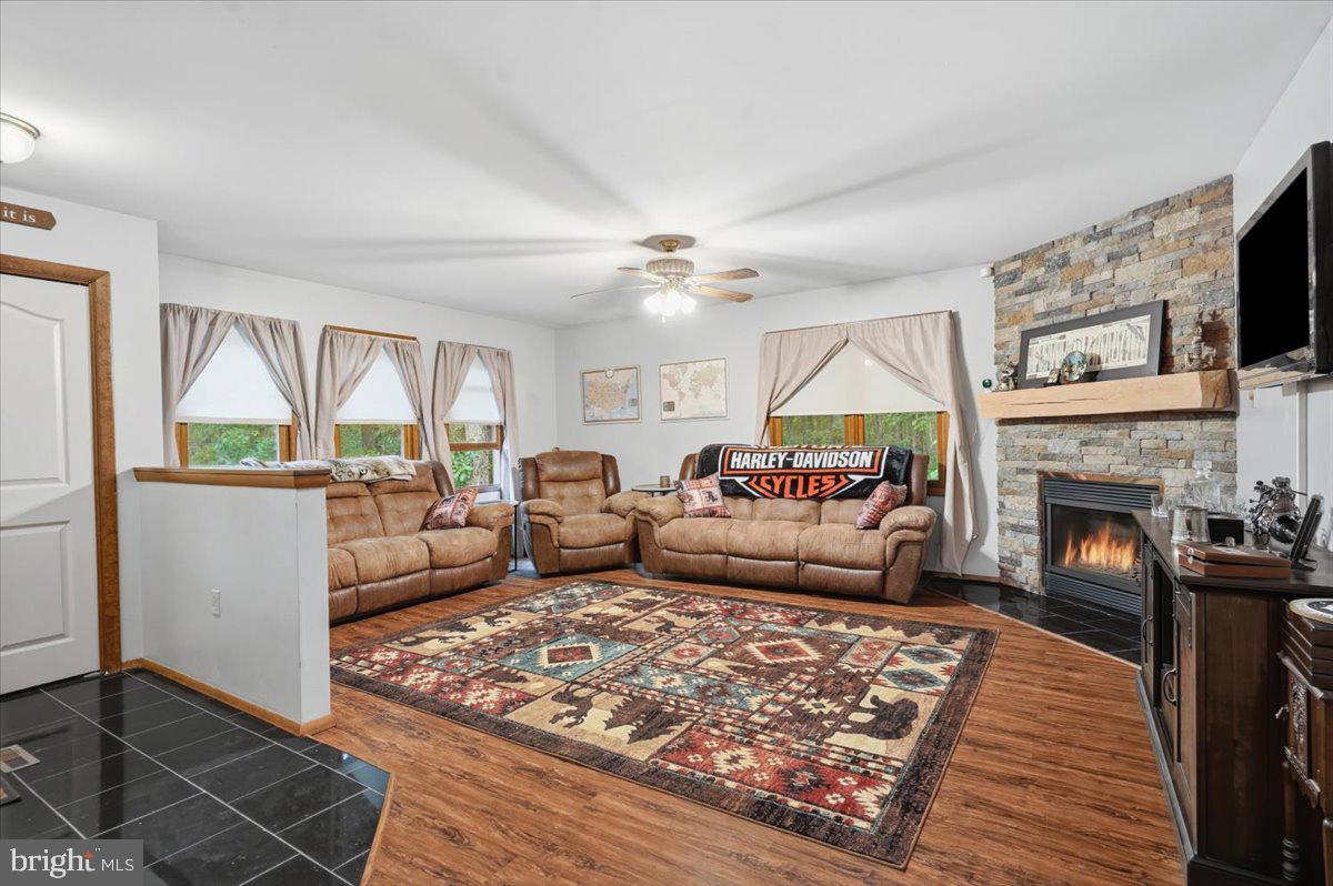 177 Jay Effort, PA 18330 - Photo 9 of 47 Cozy living space with rustic charm.