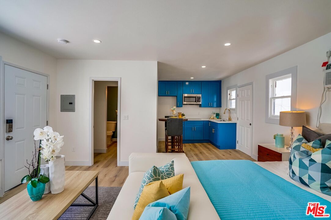 1208 Daisy Avenue Long Beach, CA 90813 - Photo 7 of 22