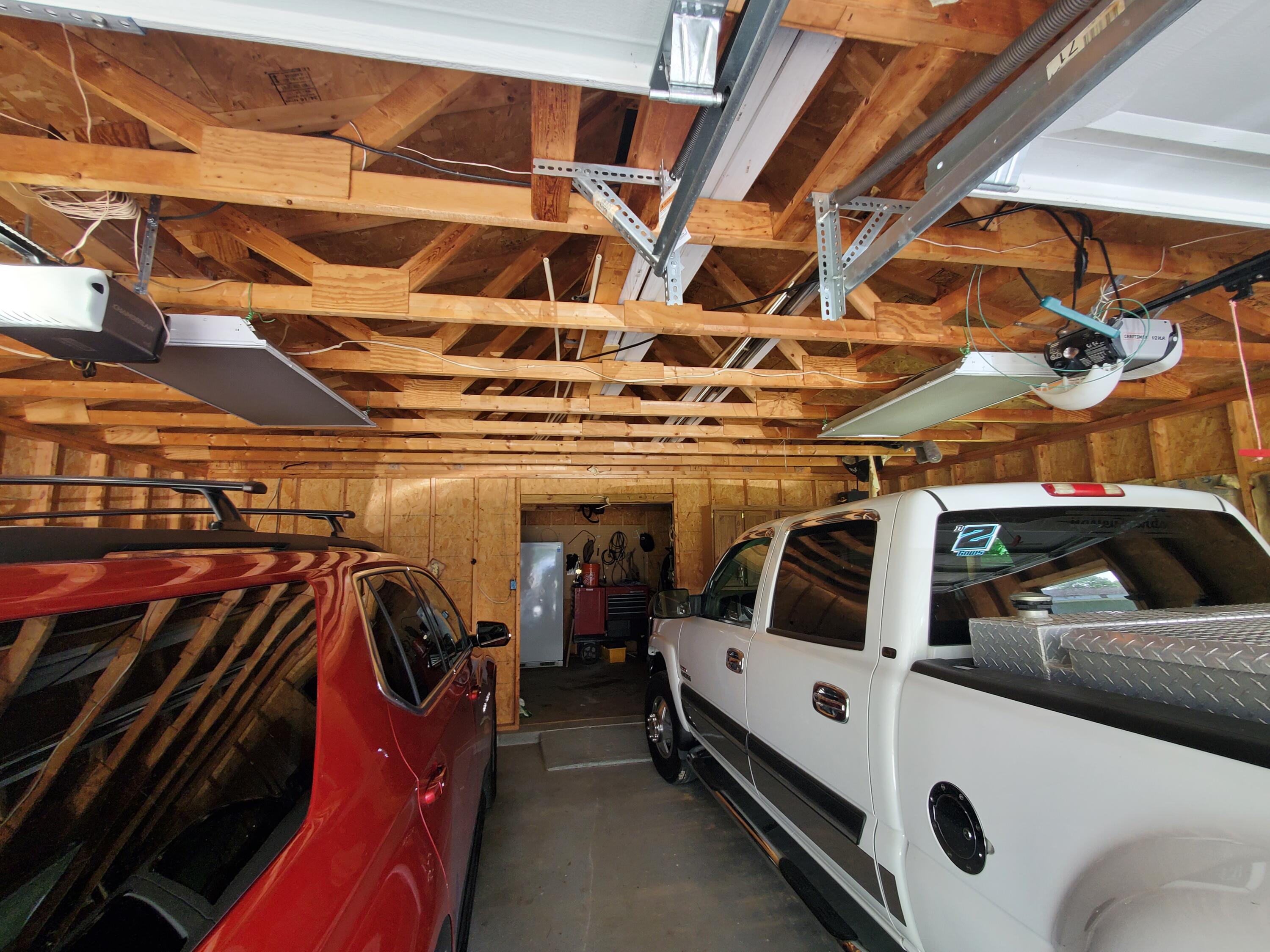 258 Clear Springs Road Harriman, TN 37748 - Photo 19 of 34 GARAGE 4