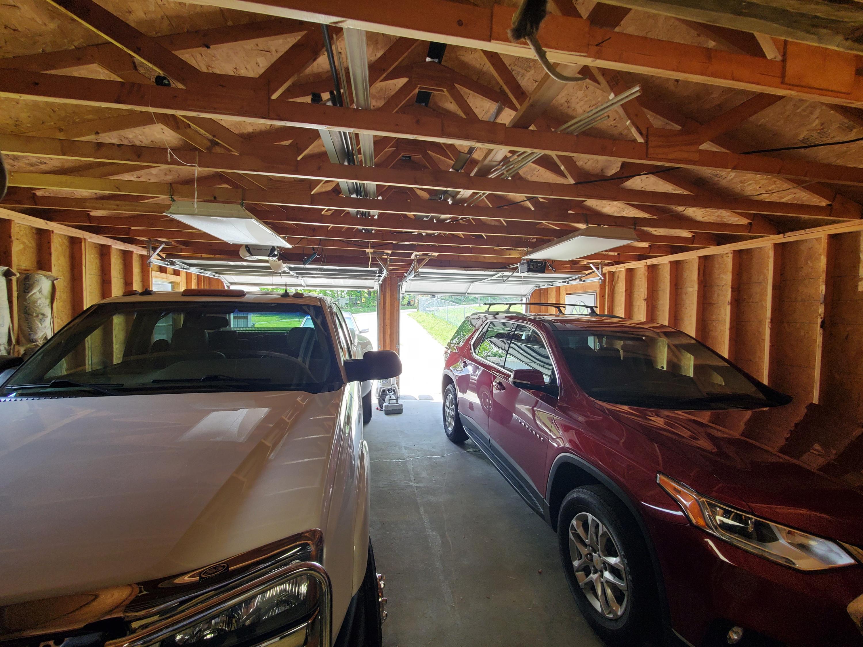 258 Clear Springs Road Harriman, TN 37748 - Photo 20 of 34 GARAGE 5