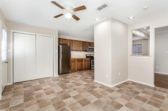 $1,850 | 10818 Sharondale Lane, Dallas, TX 75228