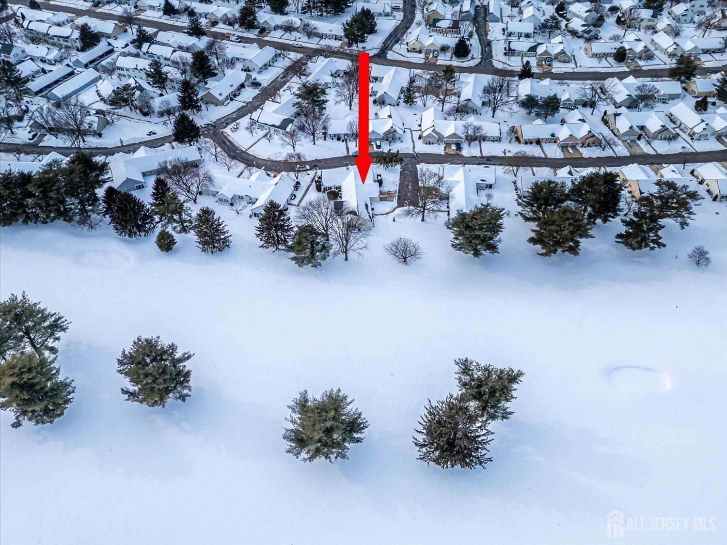628A Windsor Way, Unit B Monroe Township, NJ 08831 - Photo 43 of 50 a view of entryway
