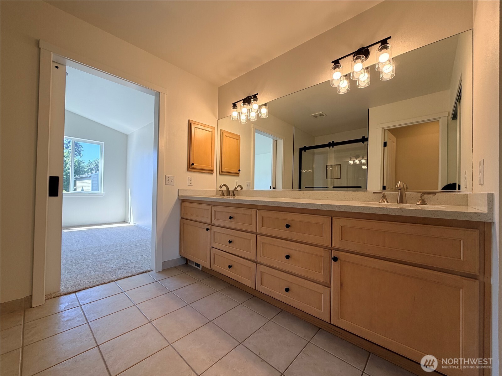 4611 Northeast 5th Place Renton, WA 98059 - Photo 20 of 37 Gallery Image 20