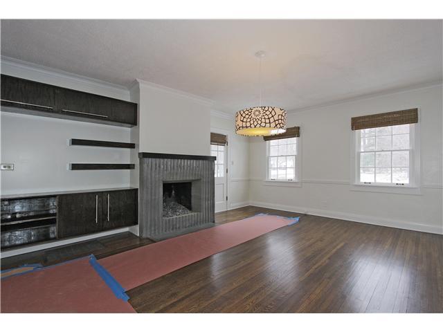 125 Wellington Road Indianapolis, IN 46260 - Photo 5 of 18 Gallery Image 5