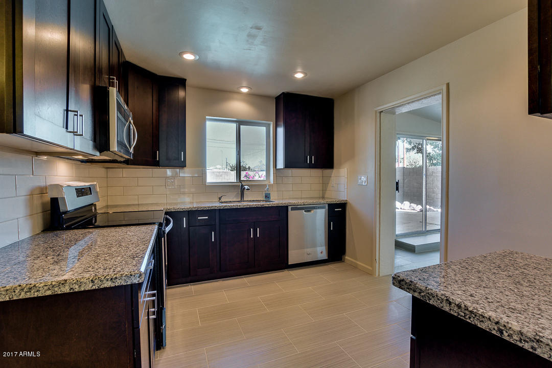 4144 East Almeria Road Phoenix, AZ 85008 - Photo 15 of 45 15-Almeria