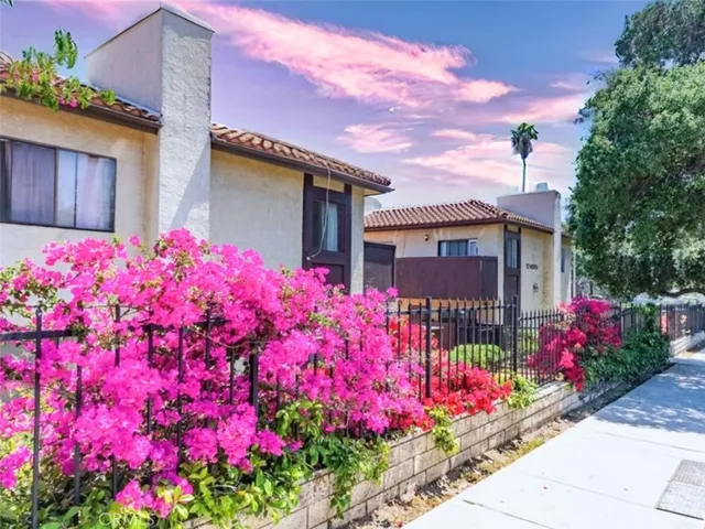 $599,000 | 112 North Avenue 66, Unit 4, Highland Park, CA 90042