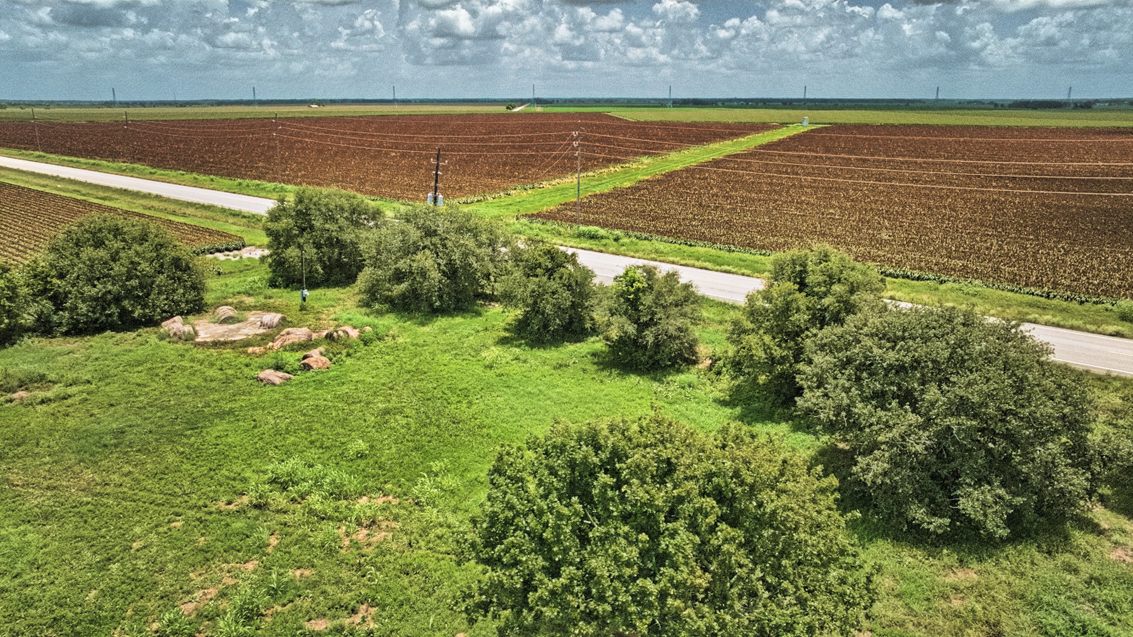 1462 Rd Damon Tx 77430 Road Damon, TX 77430 - Photo 7 of 22 a view of an ocean and beach