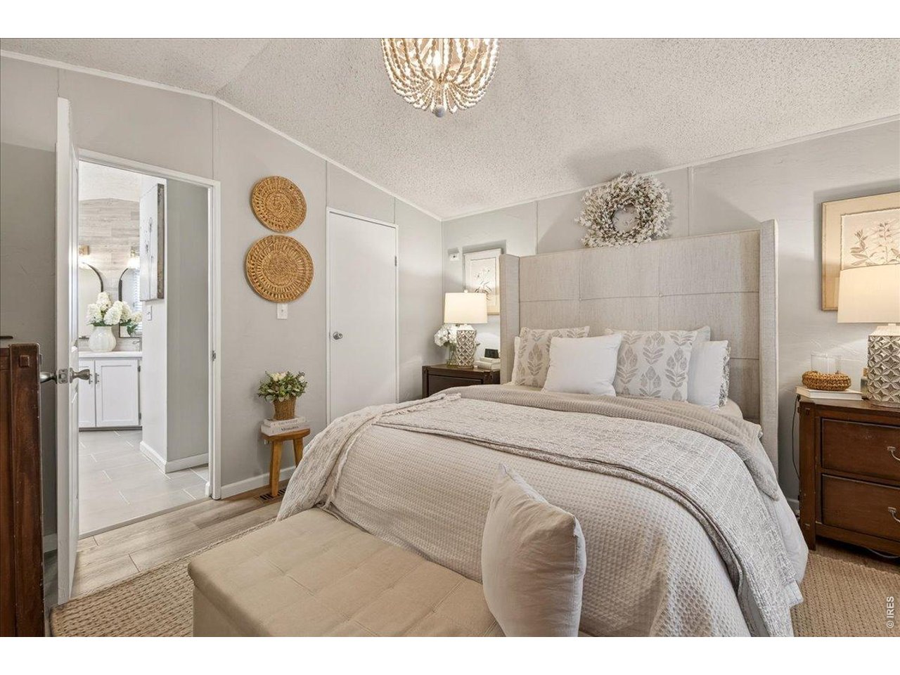 8410 Madison Way Denver, CO 80229 - Photo 10 of 40 Light, neutral tones create a calm and relaxing retreat.