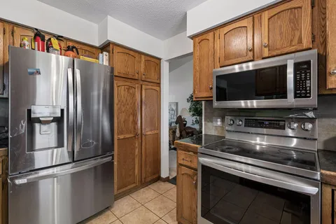$465,000 | 17088 Hamilton Drive, Lakeville, MN 55044