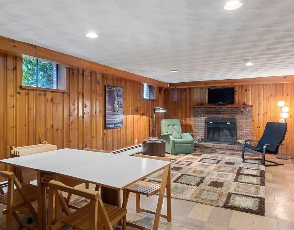 22 Lawrence Lane Lexington, MA 02421 - Photo 27 of 40