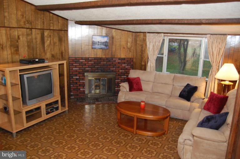 3650 Hilmar Road Windsor Mill, MD 21244 - Photo 10 of 30 Family Room
