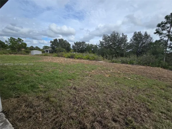 $2,300 | 4624 Connie Avenue North, Lehigh Acres, FL 33971